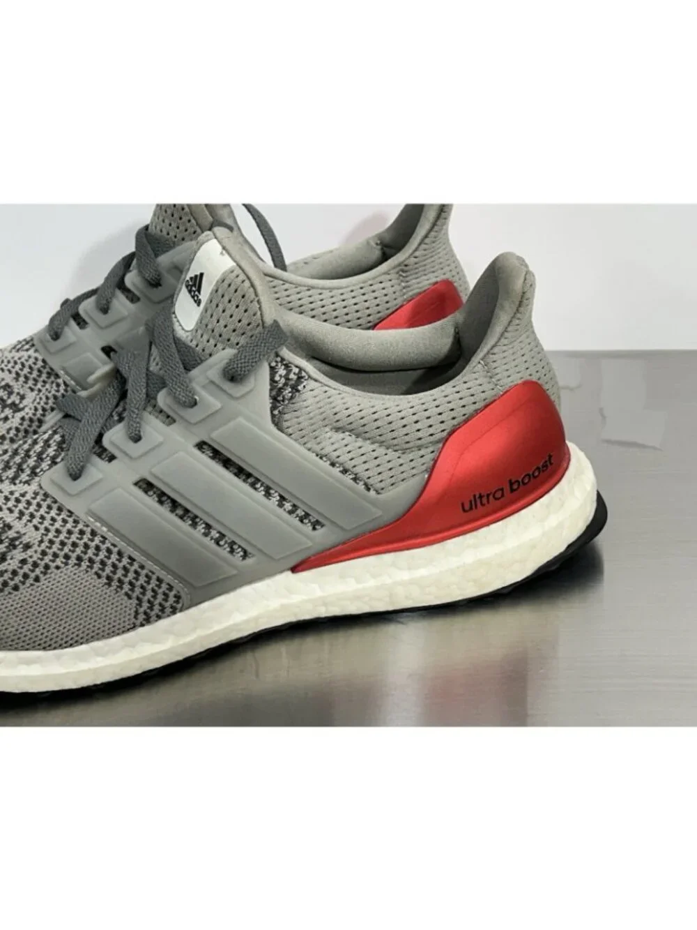 adidas Ultraboost 1.0 DNA Grey Scarlet Red Men’s 10.5 Running Shoes HR0062